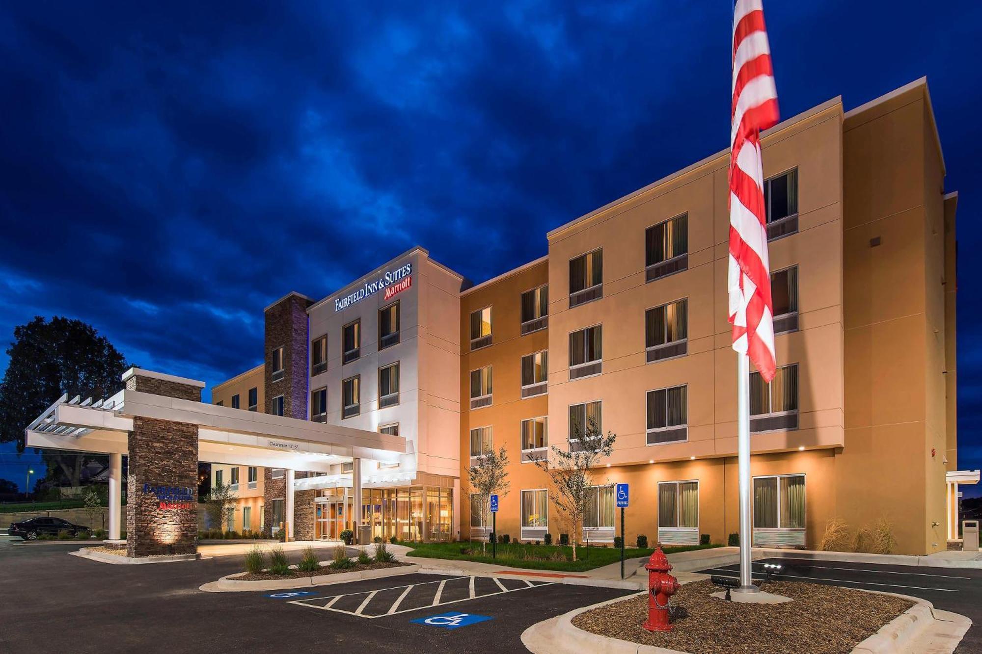 Fairfield Inn & Suites By Marriott Ливенворт Экстерьер фото